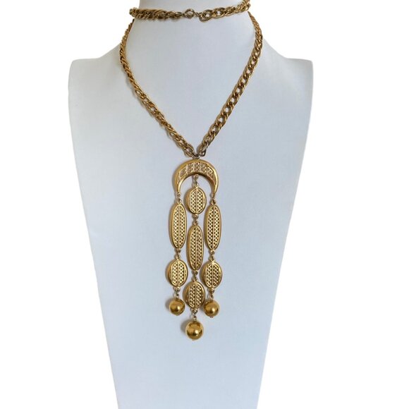 Crown Trifari Gold Tone Waterfall Pendant Tassel NecklaceLong Articulated 1970